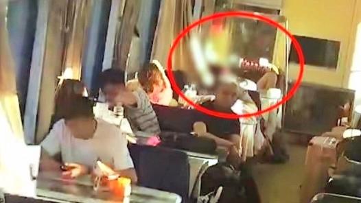 男子列车上猥亵两名女乘客被行拘10日 警方果断处置