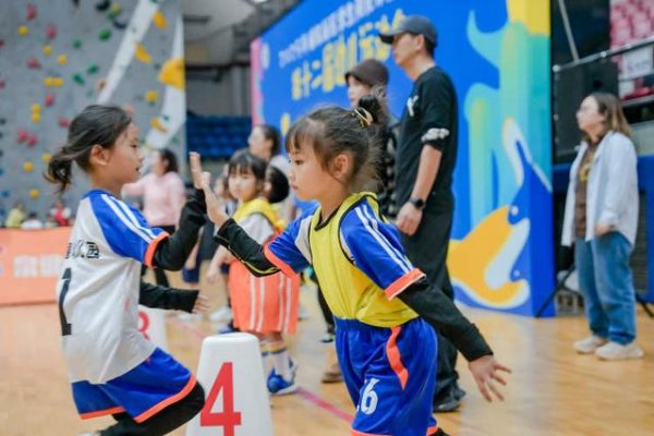 华盛配资 2025年浦东新区学生阳光体育大联赛第十二届幼儿运动会举行